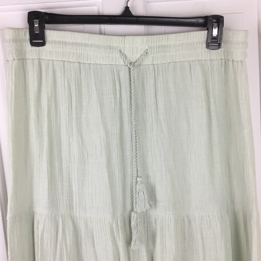 Wonderly Light Green Maxi Skirt - Picture 2 of 5